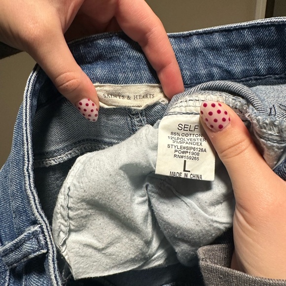 Chic Distressed Flare Jeans in Deep Blue - Picture 4 of 4